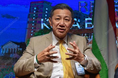 PROF DR MUHAMMAD LEE CHEE PHENG