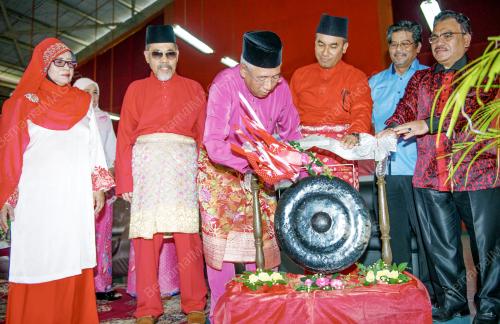 KB04_05082016_MAHDZIR_UMNO
