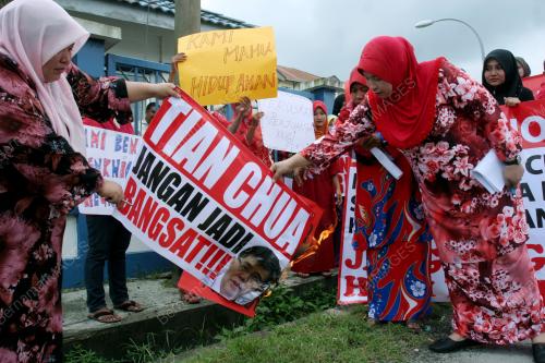 KB04_06032013_BANTAHAN