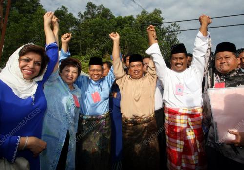 PILIHAN RAYA KECIL DUN MANIK URAI