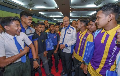 KB04_06112019_REMAJA_BN201911056593