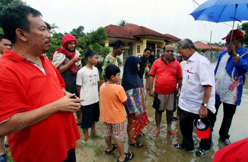 MUSTAPA MOHAMED