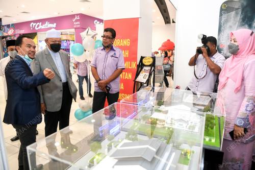 DATUK AHMAD YAKOB