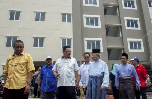 KB04_09092016_KUNCI_RUMAH