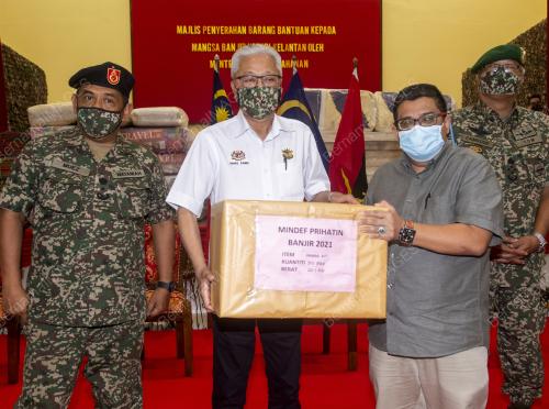 DATUK SERI ISMAIL SABRI YAAKOB
