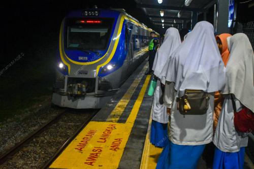 KB04_11012026_KTMB_PELAJAR