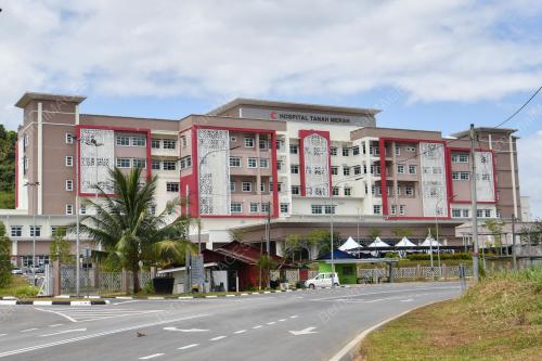 HOSPITAL TANAH MERAH