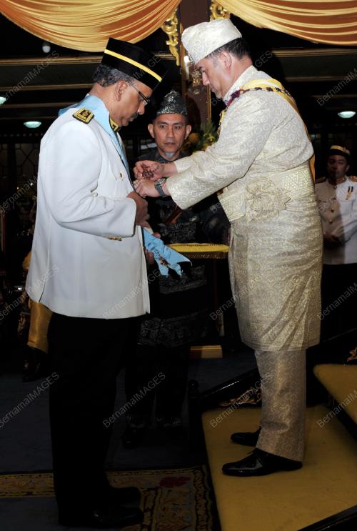 KB04_11112012_DARJAH_KEBESARAN