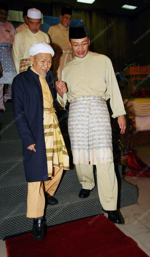 HISHAMMUDDIN TUN HUSSIEN