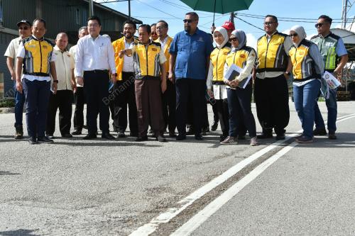 DATUK SERI AHMAD MASLAN