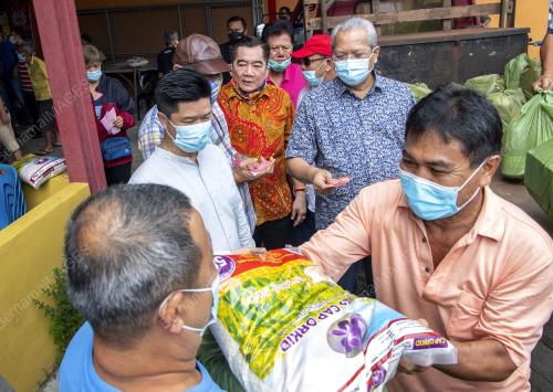 TAN SRI ANNUAR MUSAÃŠ