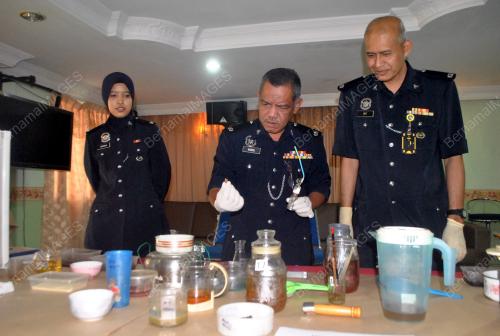KB04_13022012_MAKMAL_DADAH