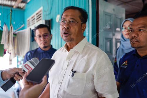 DATUK SERI ABDUL RAHMAN MOHAMAD