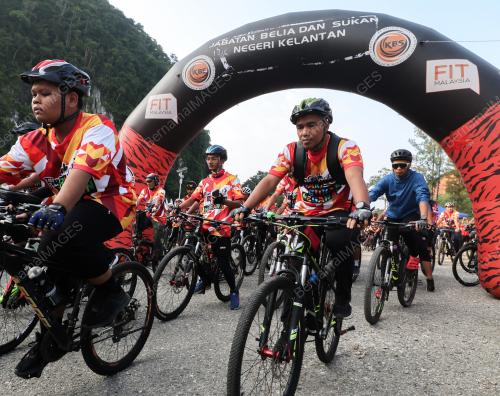 HARI SUKAN