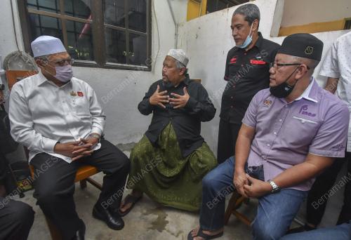 DATUK AHMAD YAKOB