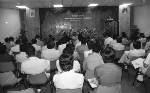 KB04_15012015_MB_DISKUSI