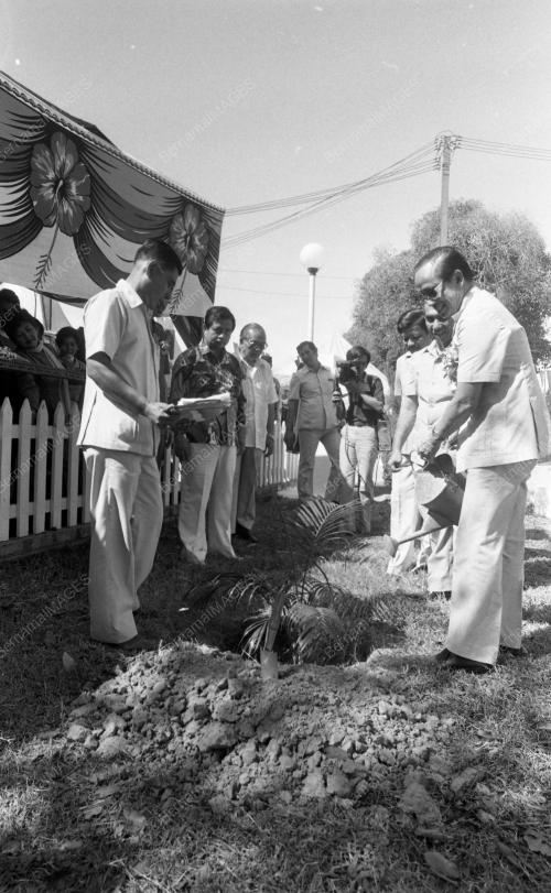 KB04_15012015_RASMI_WARONG