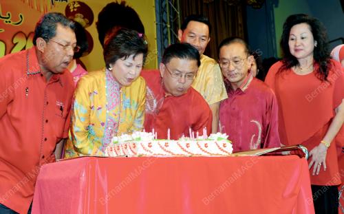 KB04_15022013_RAYA_CINA