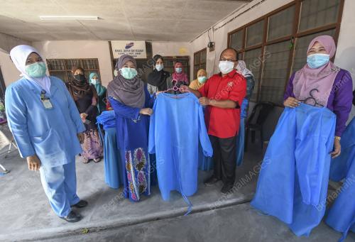 PERALATAN PERLINDUNGAN DIRI (PPE)