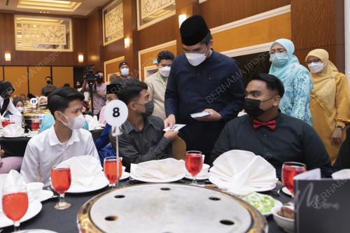 DATUK DR RADZI MD JIDIN