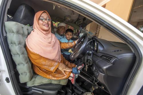 ZAWATI YUSOFF
