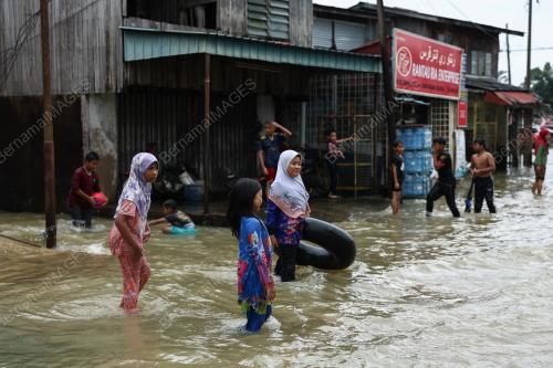 TINJAUAN DI SEKITAR RANTAU PANJANG