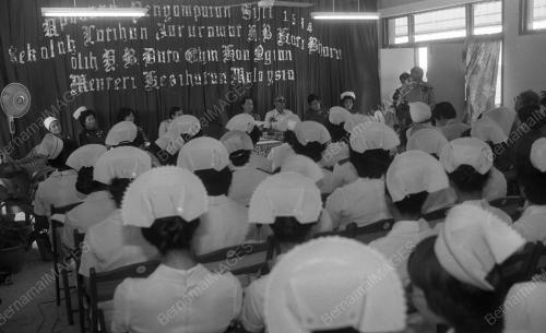 KB04_18022015_SERAH_SIJIL