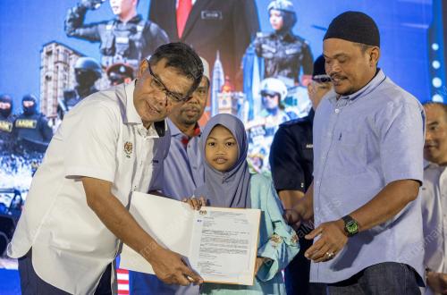DATUK SERI SAIFUDDIN NASUTION