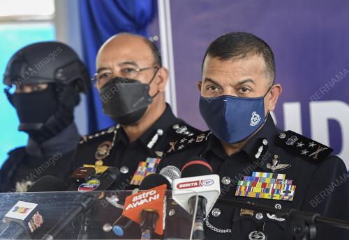 DATUK AYUB KHAN MYDIN PITCHAY
