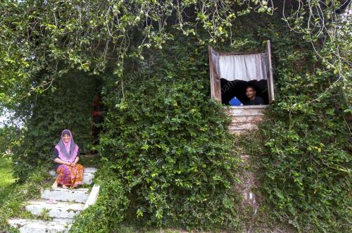 KB04_18062015_RUMAH_HOBBIT
