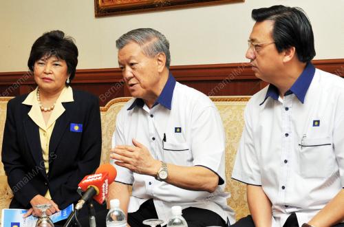 DATUK SERI DR CHUA SOI LEK