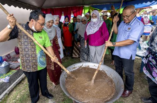 DATUK CHE ABDULLAH MAT NAWI