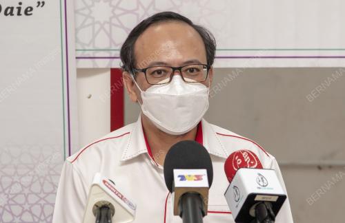 DR JOHARI YAP