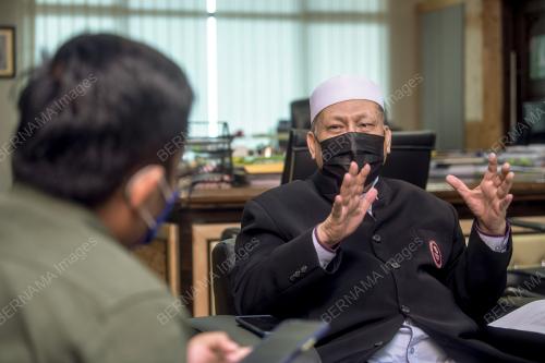 DATUK MOHD AMAR NIK ABDULLAH