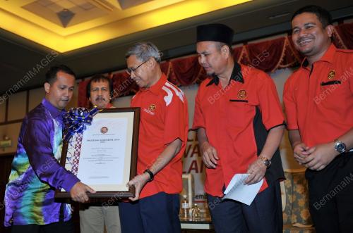 KB04_21122013_USAHAWAN_PKS