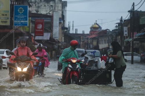 BANJIR RANTAU PANJANG