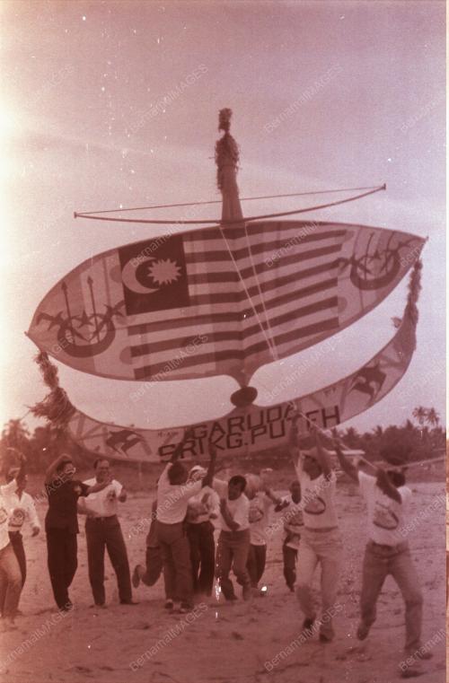 PESTA WAU ANTARABANGSA