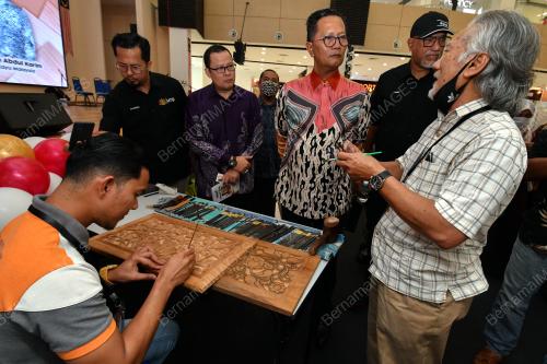 DATUK HISHAMUDDIN ABDUL KARIM