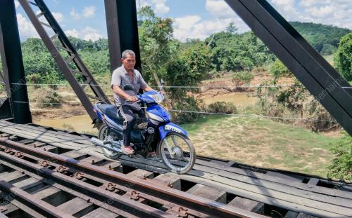 RISIKO JAMBATAN KERETAPI