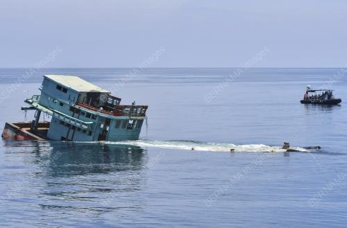 MARITIM LUPUS BOT NELAYAN ASING