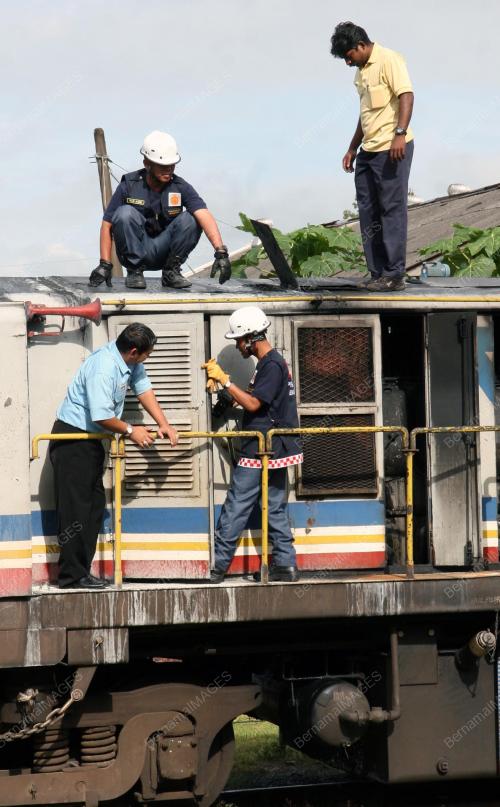 KB04_24012011_KTM_TERBAKAR
