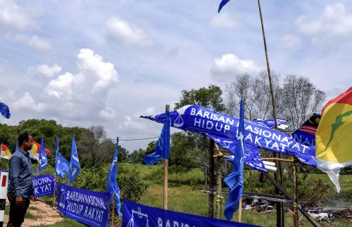 KB04_24042018_BENDERA_PARTI