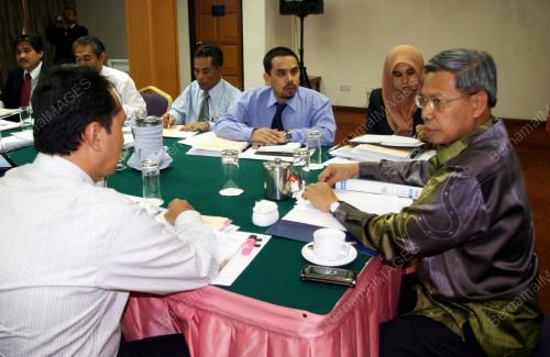 MUSTAPA MOHAMED