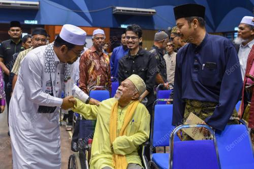 SENATOR DR ZULKIFLI HASAN