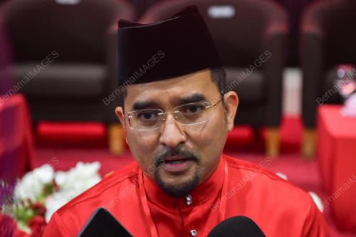 DATUK DR ASYRAF WAJIDI DUSUKI