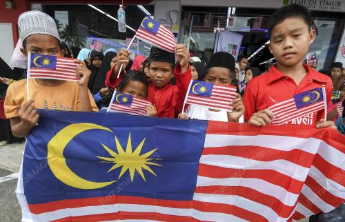 KB04_27082019_BENDERA