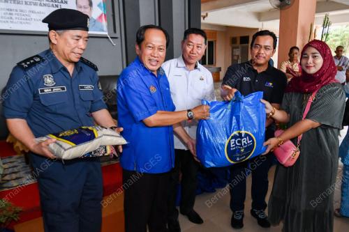 DATUK SERI AHMAD MASLAN