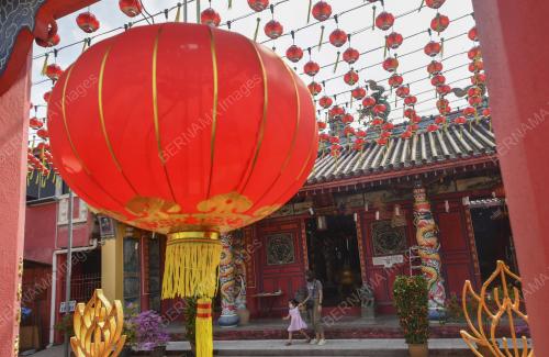 TAHUN BARU CINA