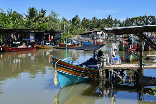 NELAYAN PANTAI