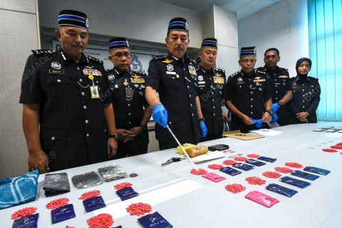 DATUK MUHAMAD ZAKI HARUN